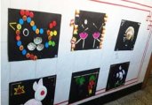 幼儿园环境布置：走廊——幼儿手工作品