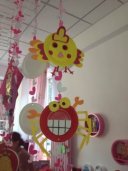 幼儿园环境布置：纸盘吊饰