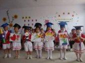 幼儿园大班毕业典礼：《告别可爱的幼儿》